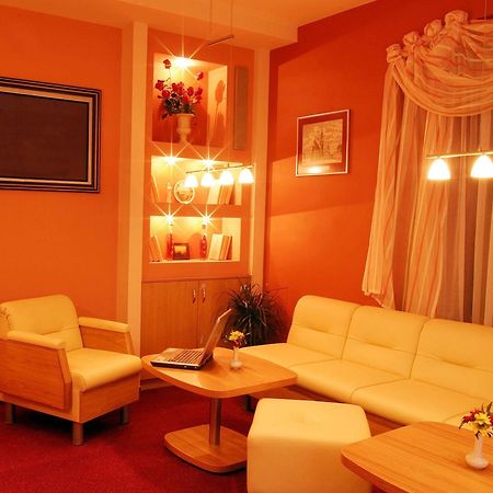Hotel Palace Пльзень Экстерьер фото